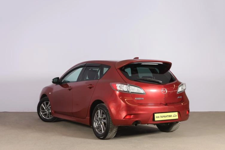Mazda Axela 6 из 6
