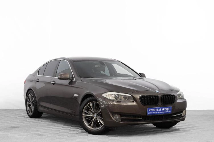BMW 5 серия 1 из 6