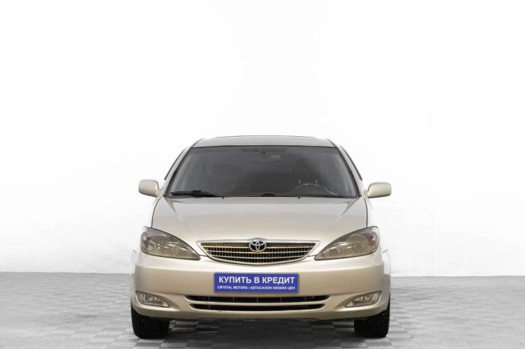 Toyota Camry 2 из 6