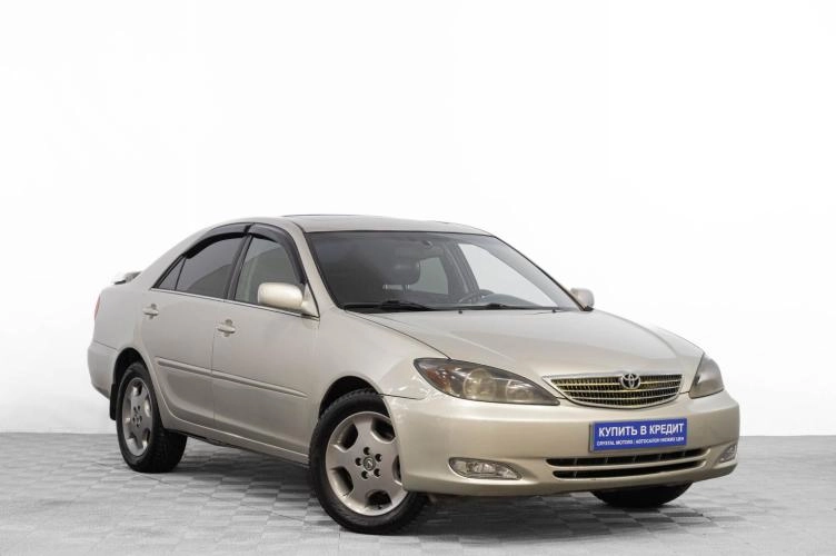 Toyota Camry 1 из 6