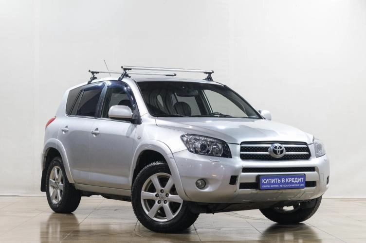 Toyota RAV4 1 из 6