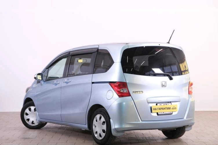 Honda Freed 4 из 6