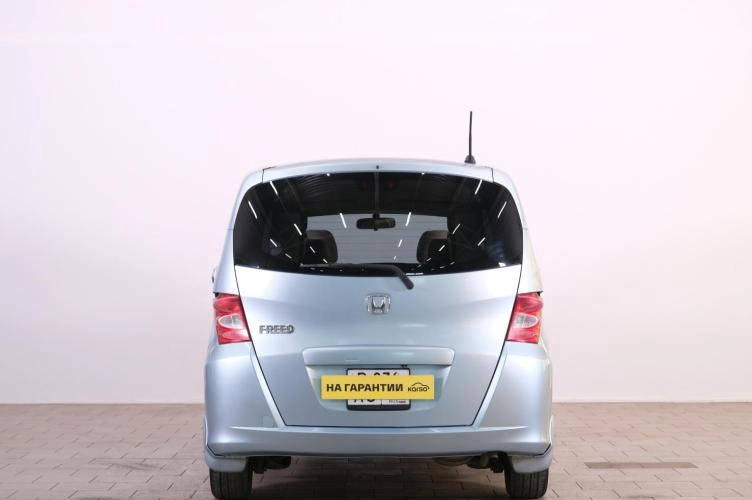 Honda Freed 5 из 6