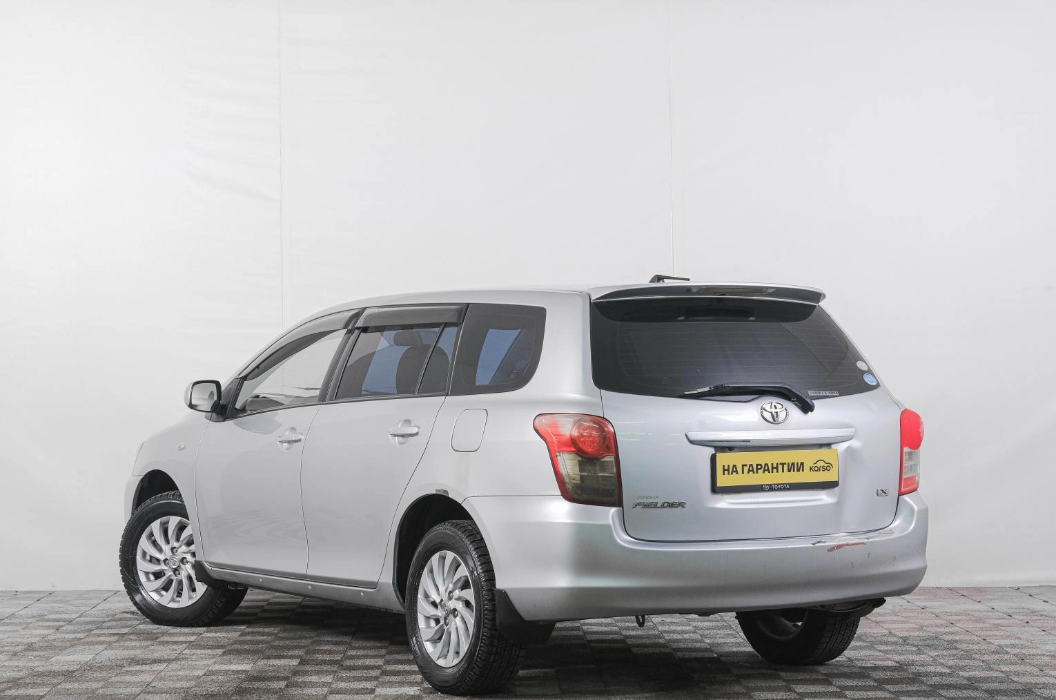Toyota Corolla Fielder 4 из 19