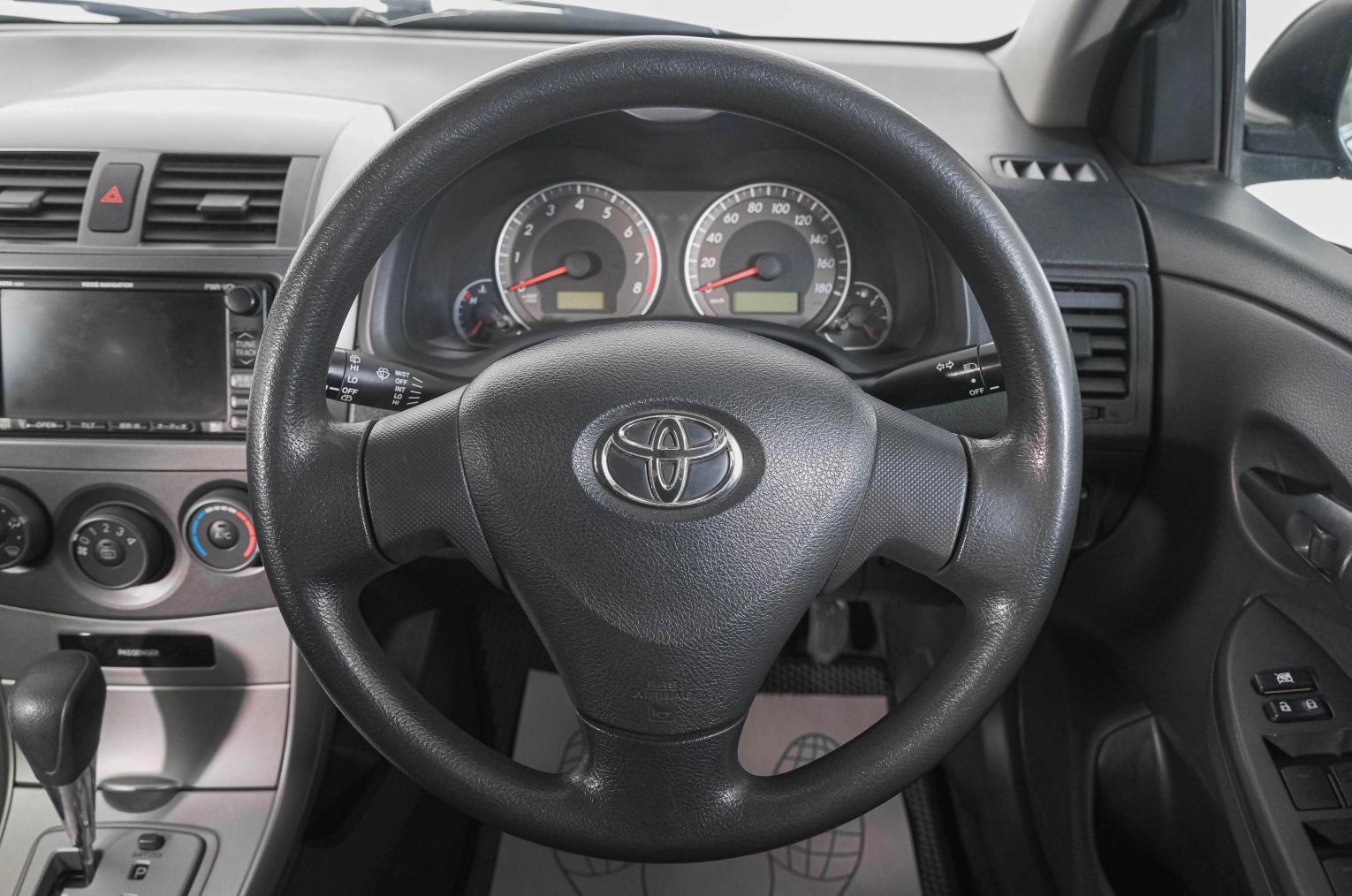 Toyota Corolla Fielder 15 из 19