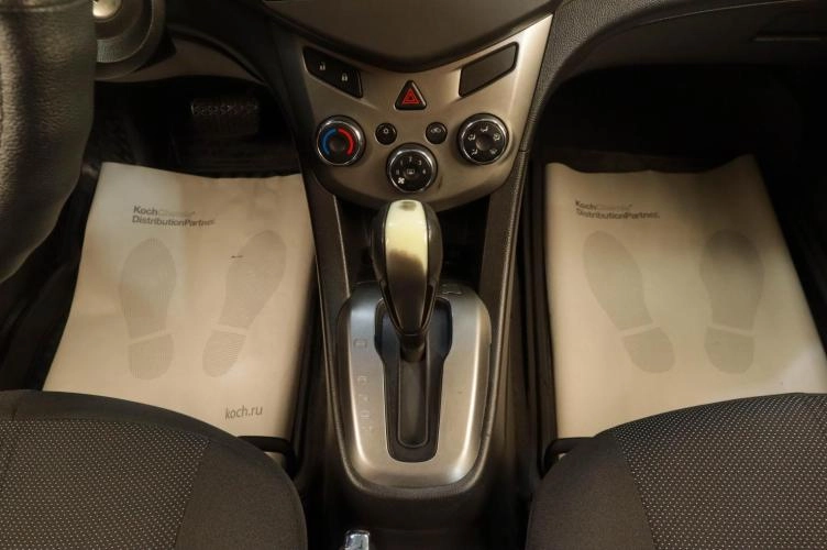 Chevrolet Aveo 14 из 17