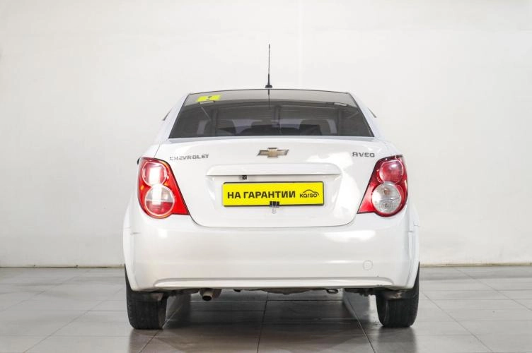 Chevrolet Aveo 5 из 6