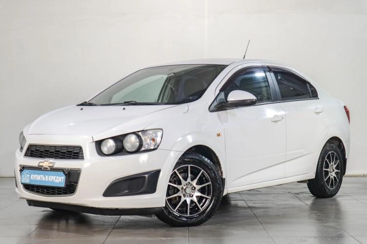 Chevrolet Aveo 3 из 6