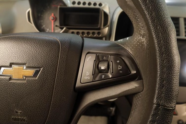 Chevrolet Aveo 10 из 17