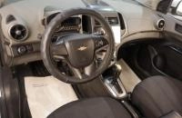 Chevrolet Aveo 7 из 17
