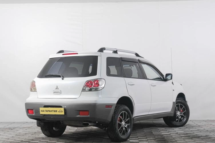 Mitsubishi Outlander 6 из 6