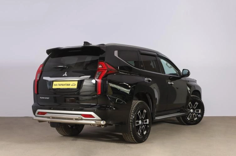 Mitsubishi Pajero Sport 4 из 6
