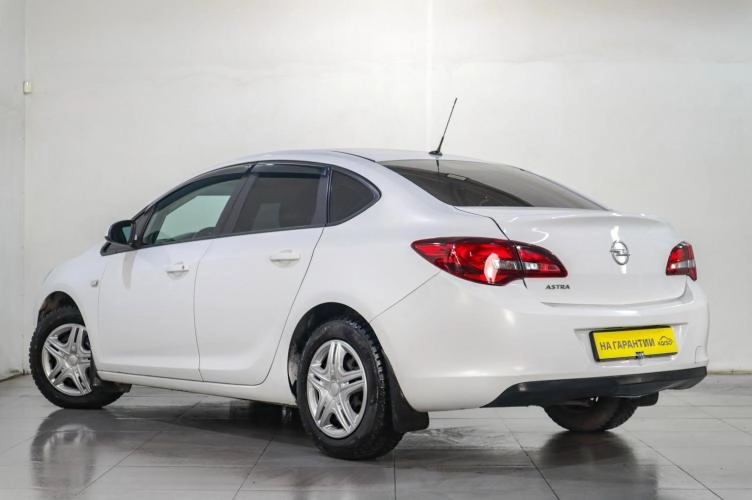 Opel Astra 4 из 6