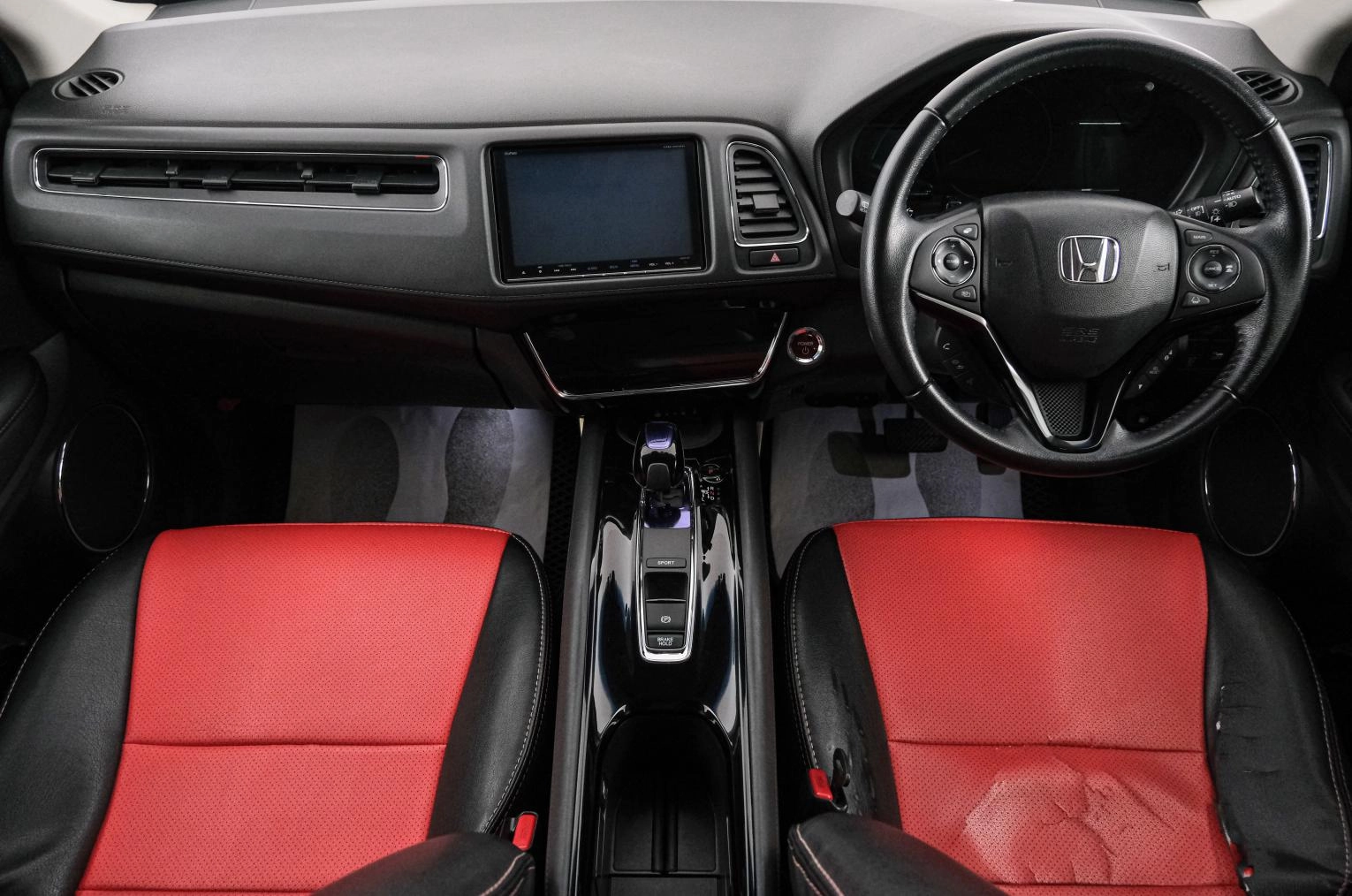 Honda Vezel 10 из 21