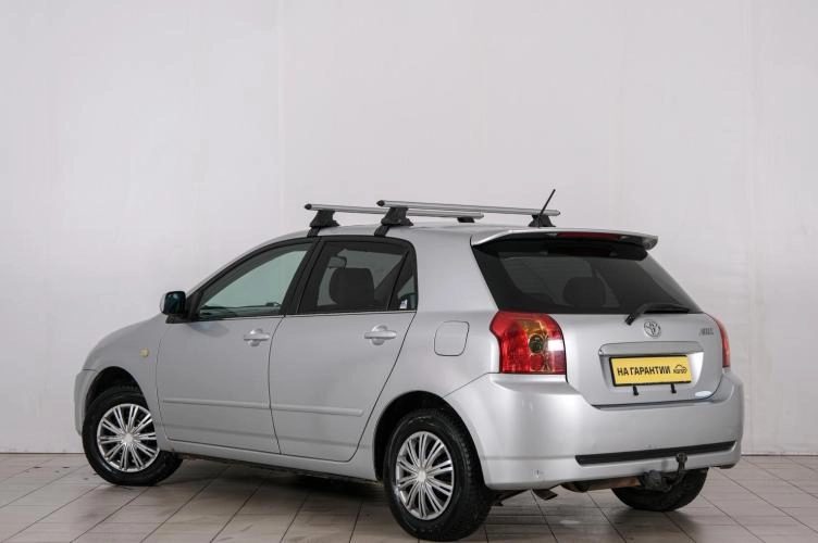 Toyota Allex 4 из 6