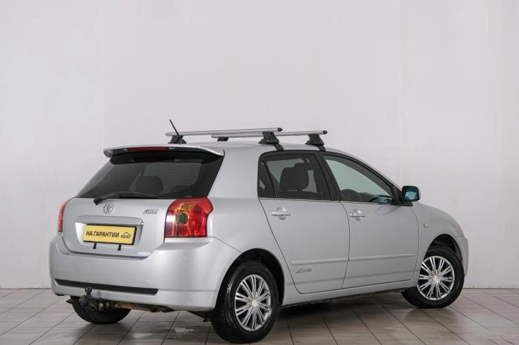 Toyota Allex 6 из 6