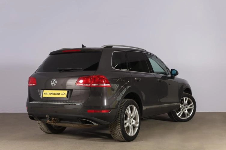 Volkswagen Touareg 4 из 6