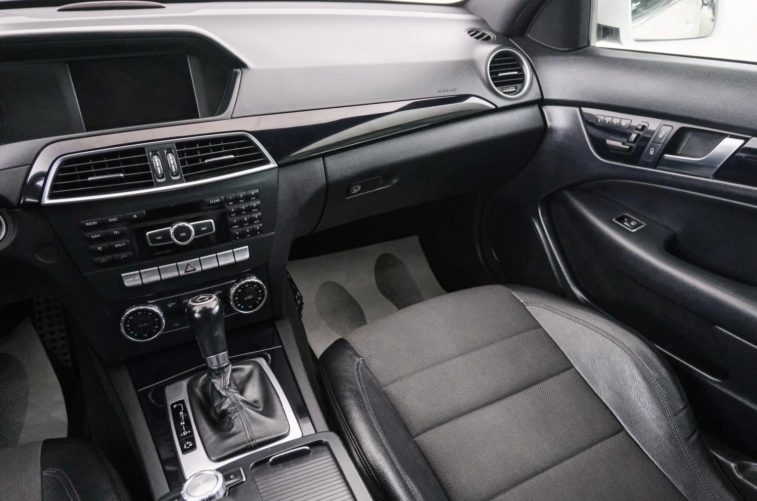 Mercedes-Benz C-класс 11 из 23