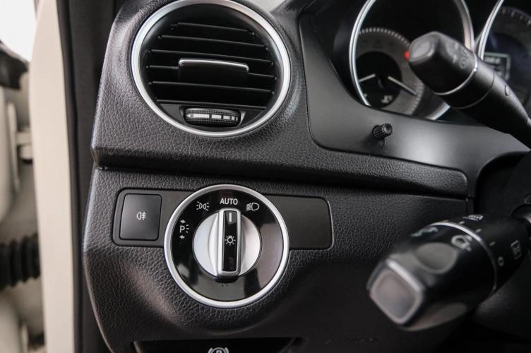Mercedes-Benz C-класс 18 из 23