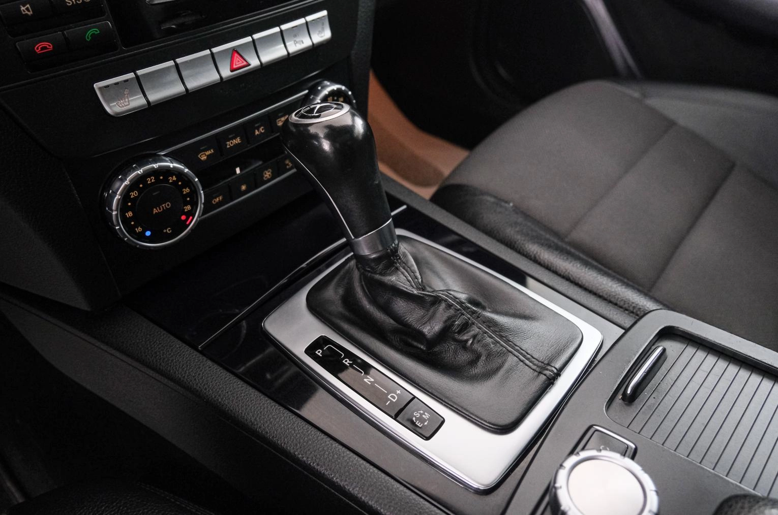 Mercedes-Benz C-класс 17 из 23
