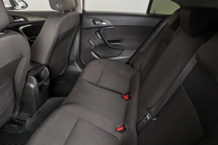 Opel Insignia 9 из 21