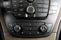 Opel Insignia 17 из 21