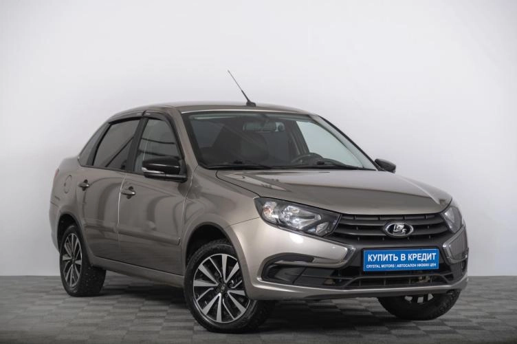ВАЗ (LADA) Granta 1 из 6