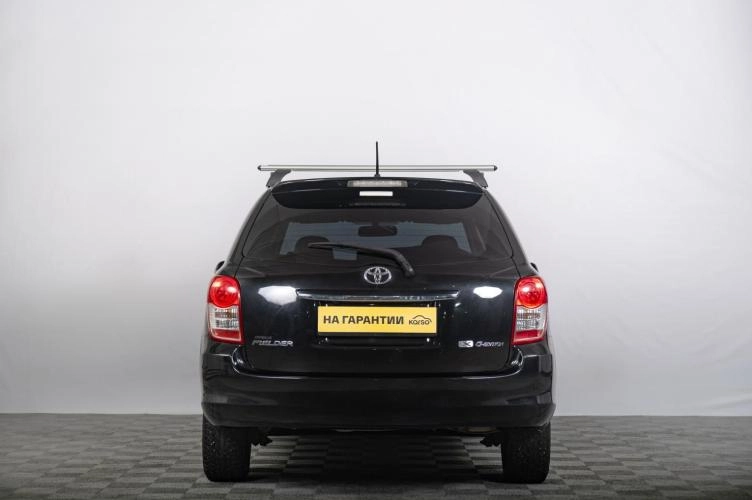 Toyota Corolla Fielder 3 из 6