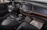 Toyota Highlander 17 из 18