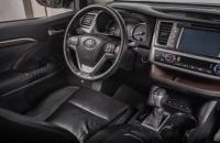 Toyota Highlander 9 из 18