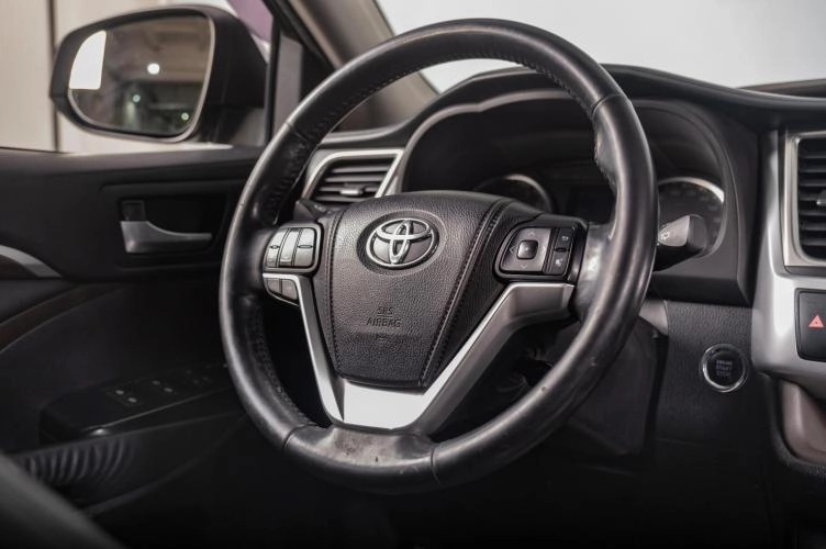 Toyota Highlander 12 из 18