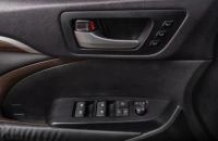 Toyota Highlander 7 из 18