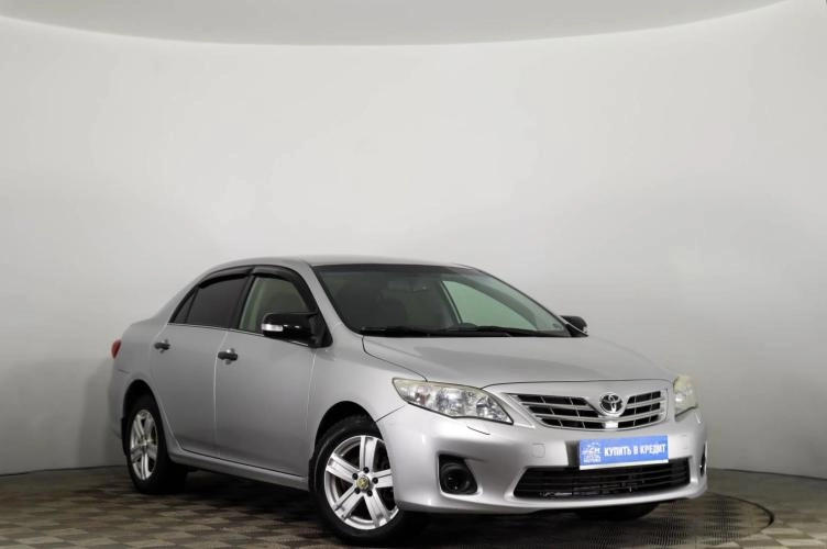 Toyota Corolla 1 из 6