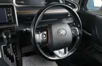 Toyota Sienta 11 из 18