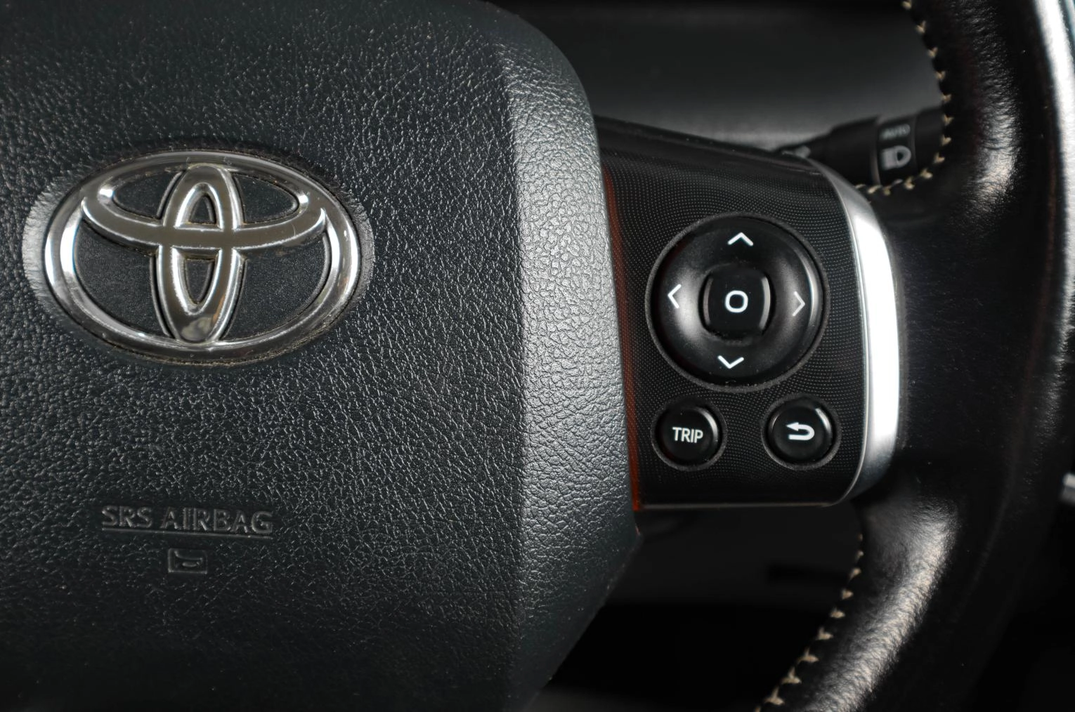 Toyota Sienta 15 из 18