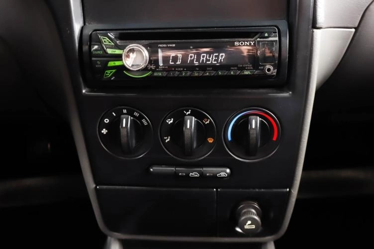 KIA Spectra 15 из 19