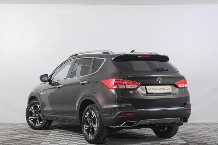 Dongfeng AX7 4 из 6