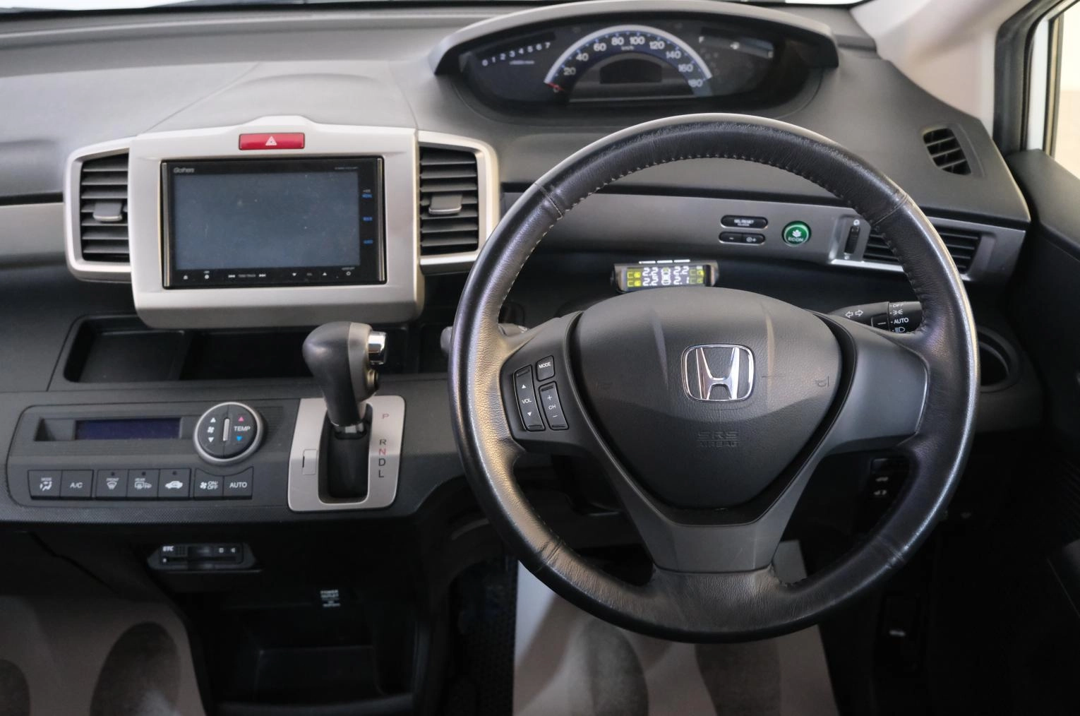 Honda Freed 11 из 21