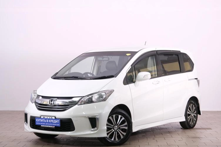 Honda Freed 3 из 6