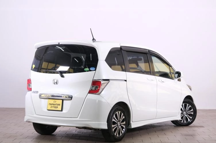 Honda Freed 6 из 6