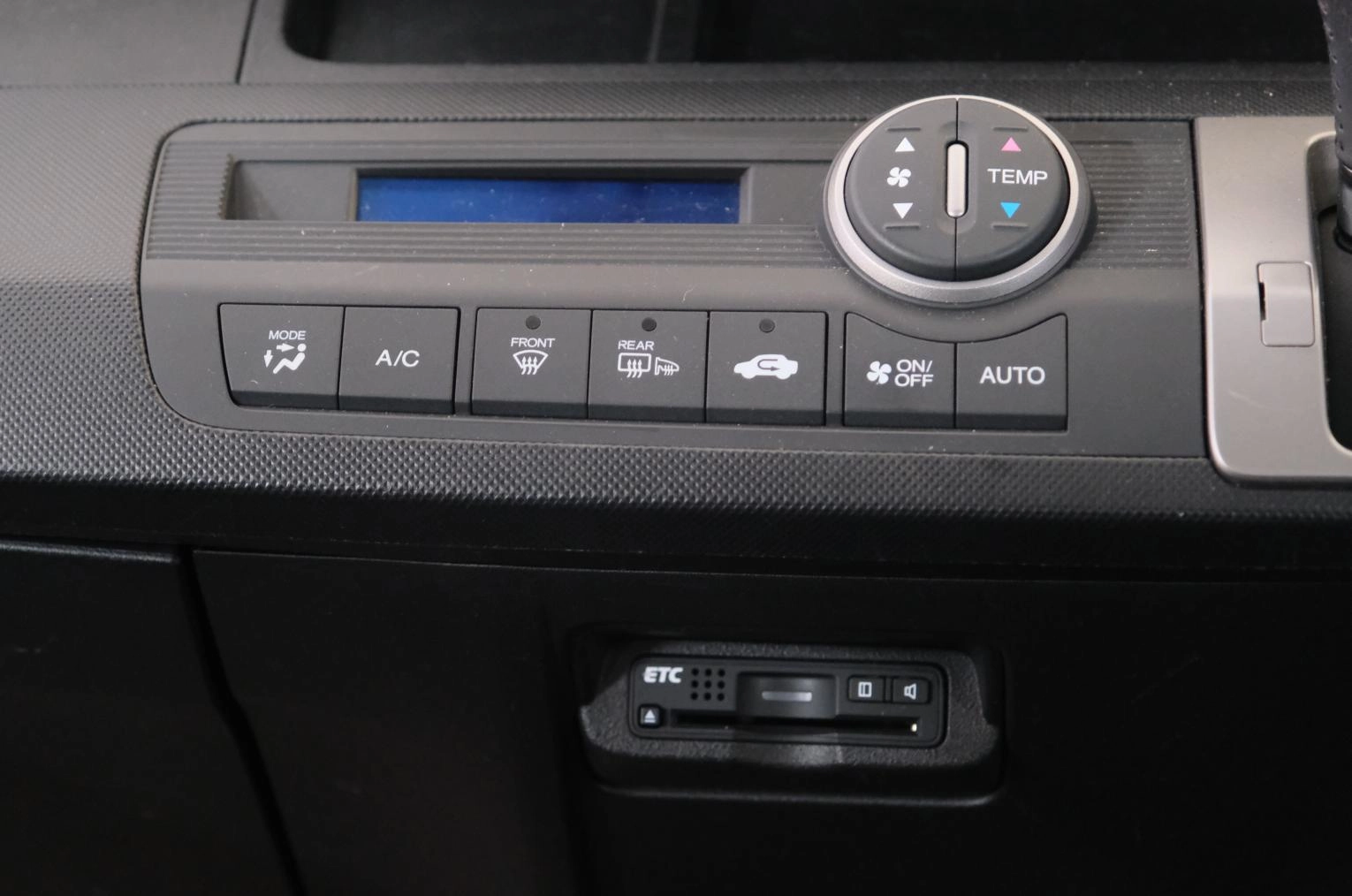 Honda Freed 14 из 21