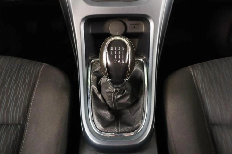 Opel Astra GTC 18 из 20