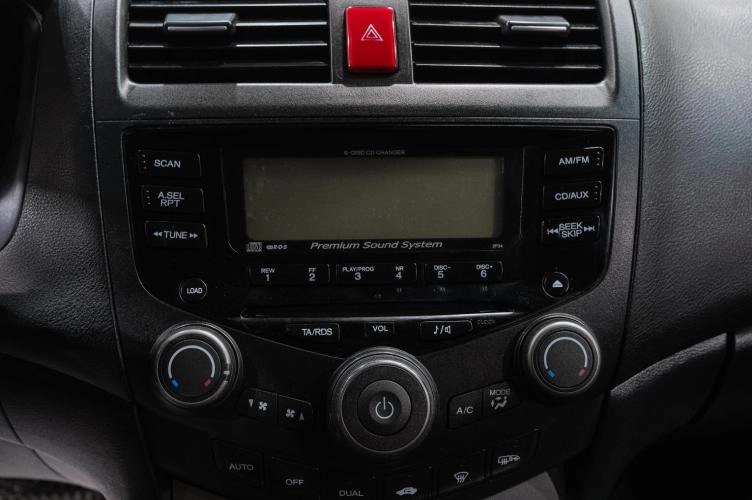 Honda Accord 27 из 32