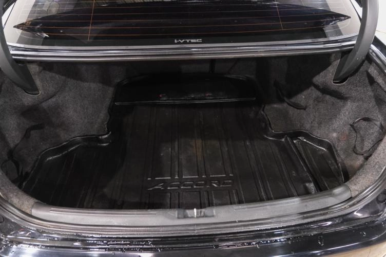 Honda Accord 32 из 32