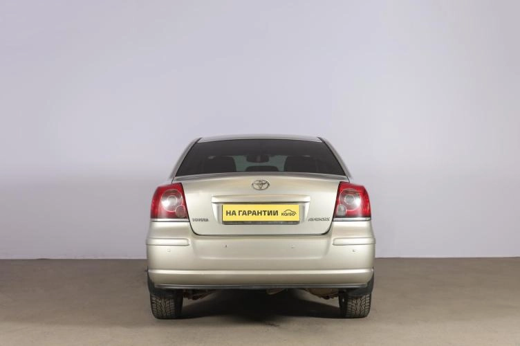 Toyota Avensis 5 из 6