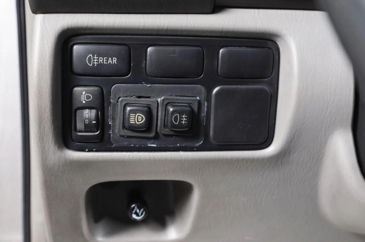 Toyota Land Cruiser 8 из 16