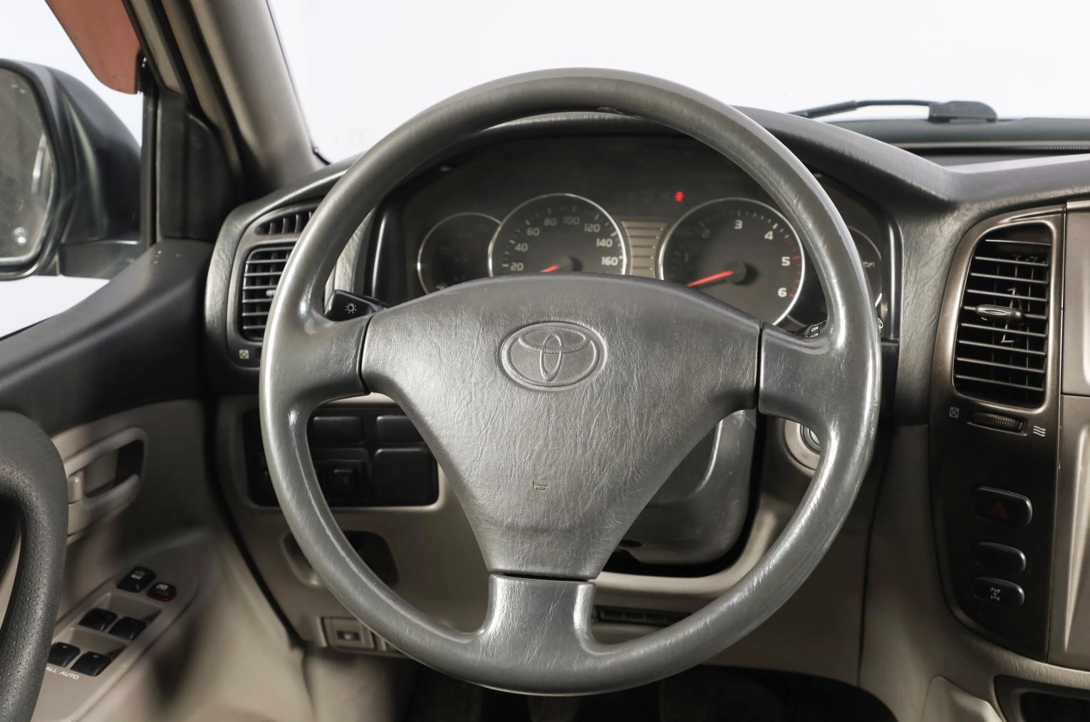 Toyota Land Cruiser 10 из 16