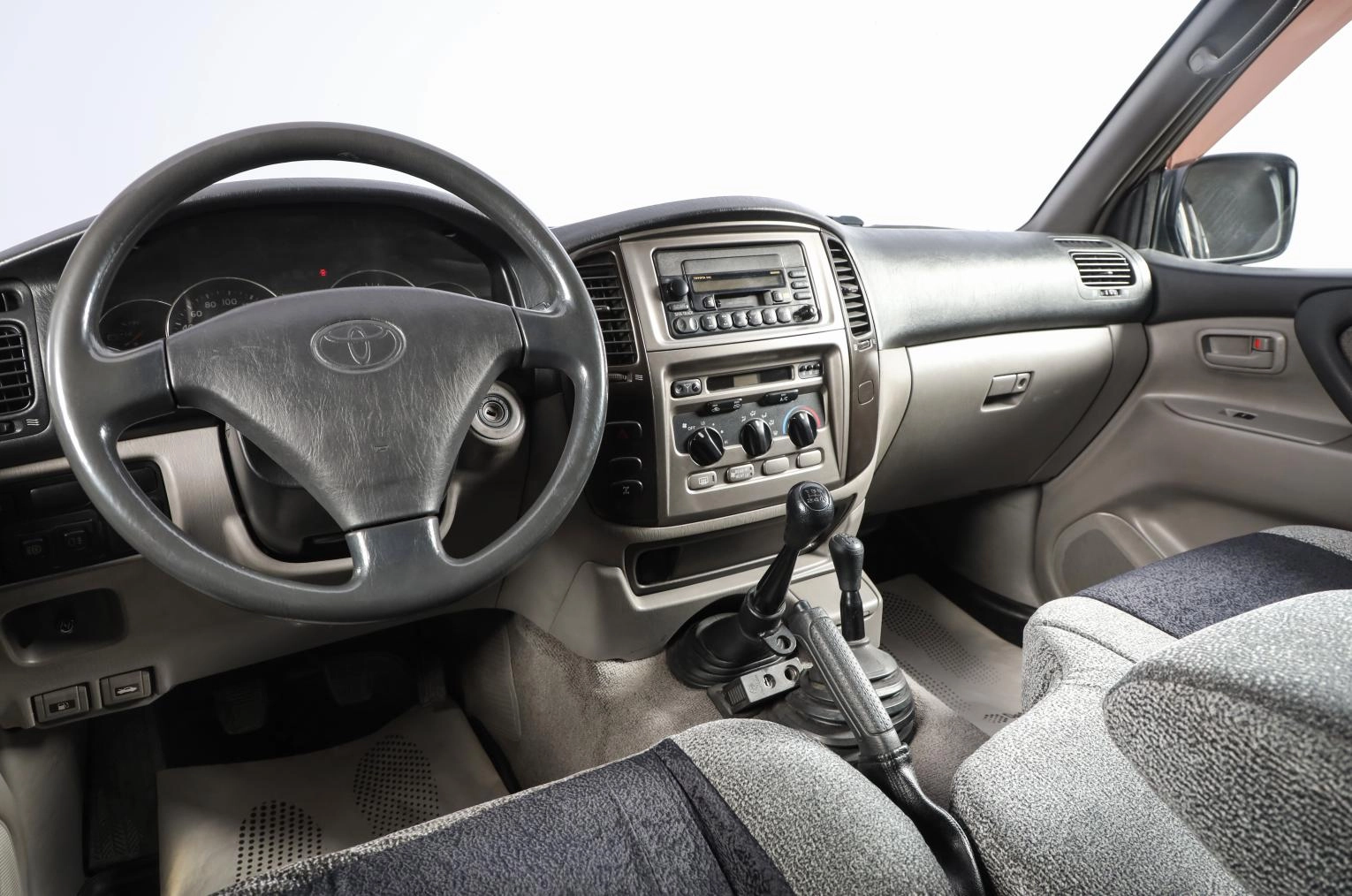Toyota Land Cruiser 9 из 16