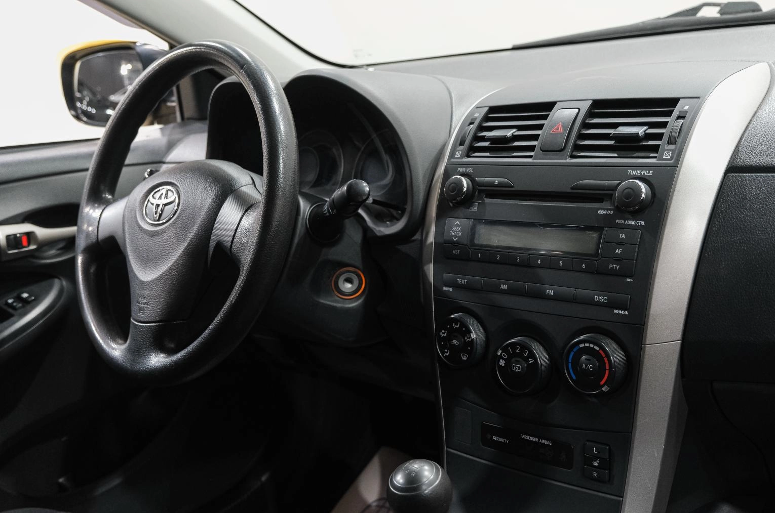 Toyota Corolla 18 из 28