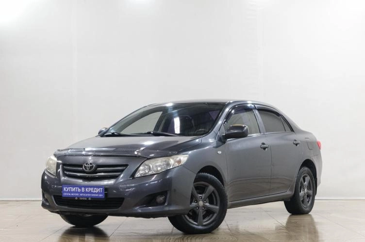 Toyota Corolla 3 из 6